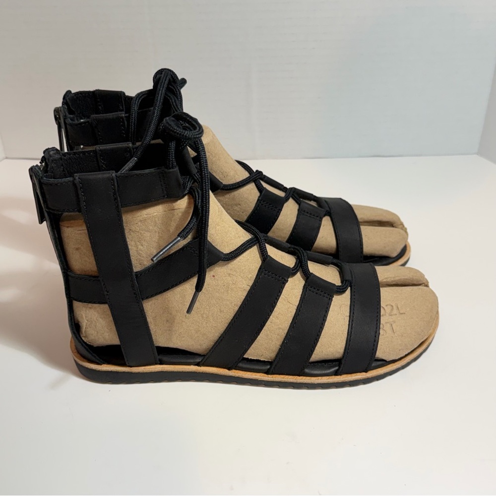 Sorel Lace up Sandals Size 7